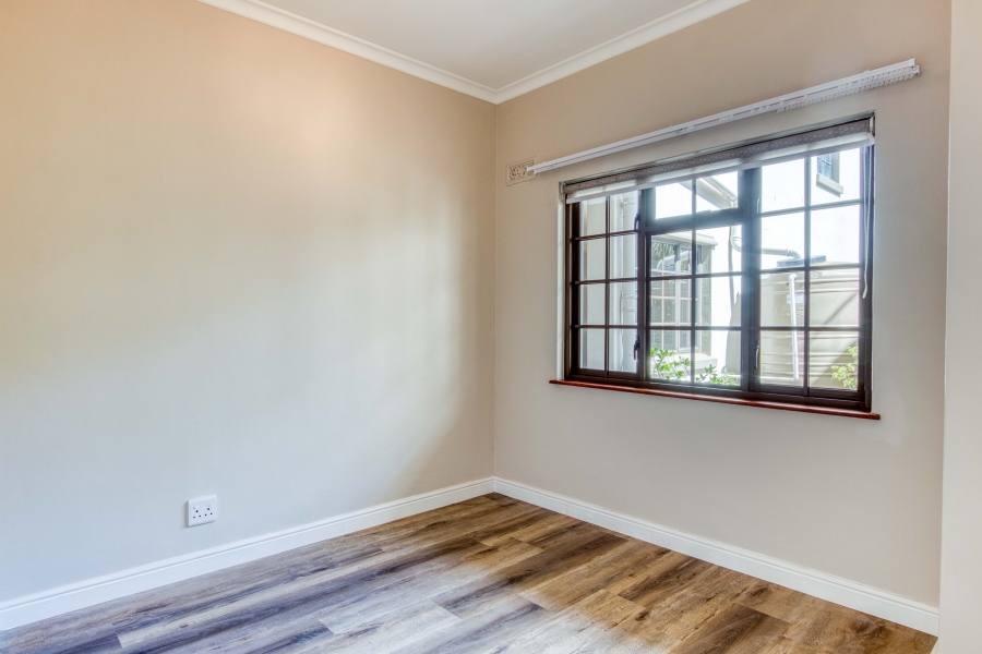 2 Bedroom Property for Sale in Lionviham Western Cape